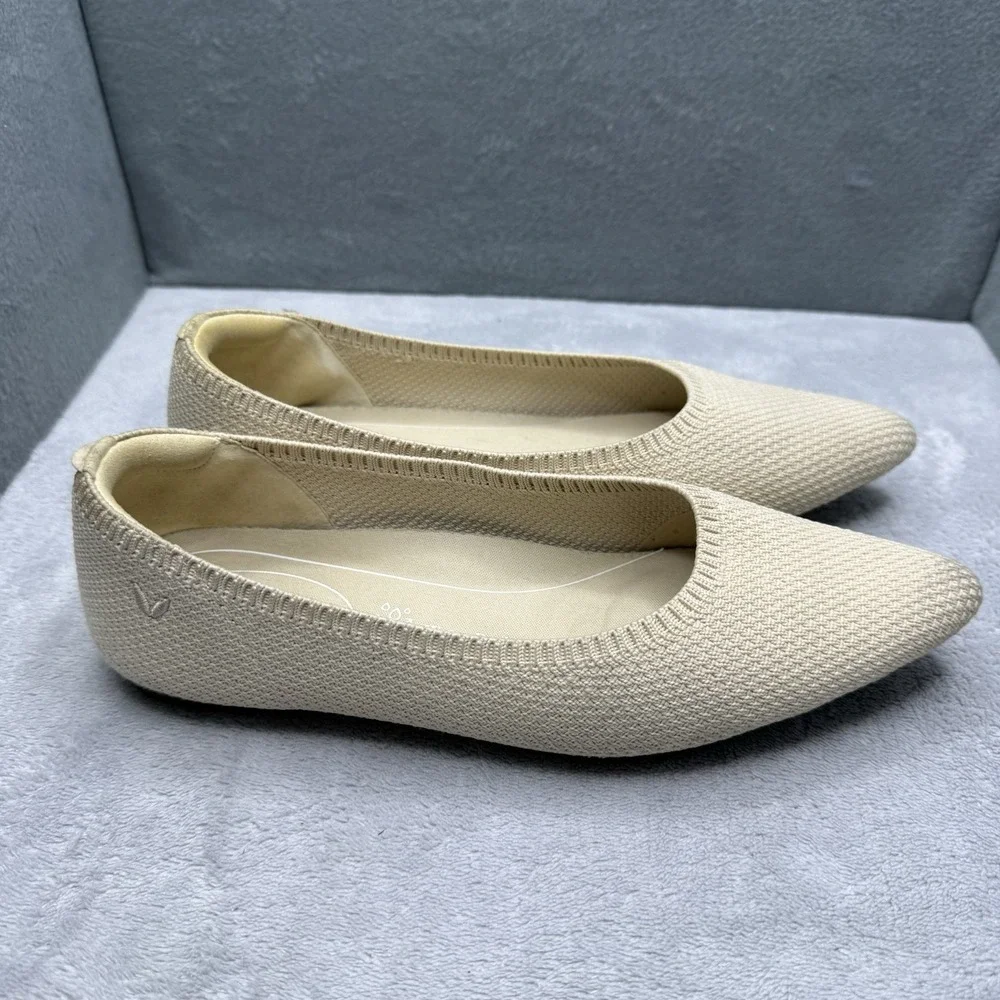 Vivaia Aria Pointed Toe Ballet Flats Beige Knit Water Resistant EU 37 US 7